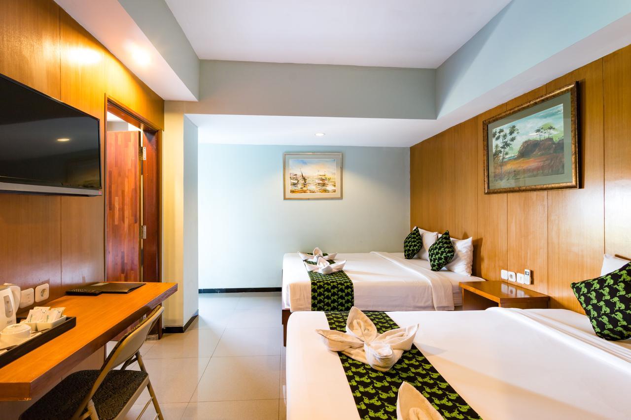 Hadi Poetra Hotel Kuta  Exterior photo